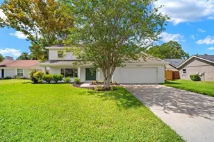 12206 Snead Pl, Tampa, FL 33624 - Photo 1