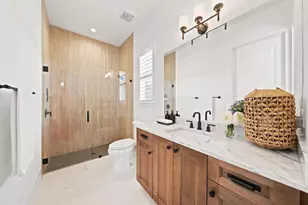 1918 4th St E, Palmetto, FL 34221 - Photo 23