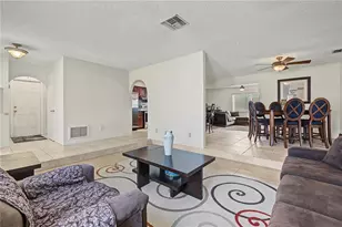 210 Leafwood Rd, Tarpon Springs, FL 34689 - Photo 5