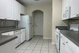 5905 Wrenwater Dr, Lithia, FL 33547 - Photo 11