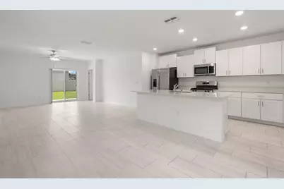2562 Leonia Lane, Zephyrhills, FL 33541 - Photo 9
