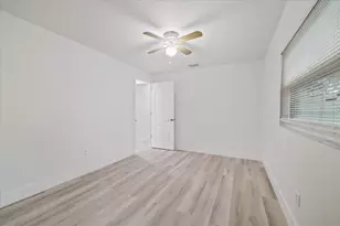 9410 N Valle Dr, Tampa, FL 33612 - Photo 31