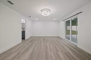 9410 N Valle Dr, Tampa, FL 33612 - Photo 33
