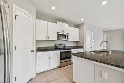 31288 Barrel Wave Way, Wesley Chapel, FL 33545 - Photo 11