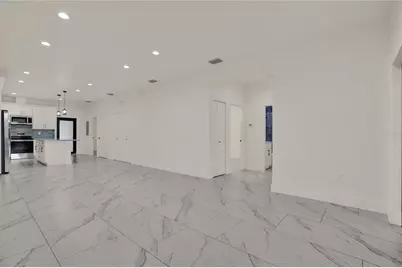 2725 W Green Street, Tampa, FL 33607 - Photo 9