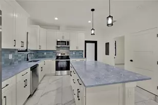 2725 W Green St, Tampa, FL 33607 - Photo 5