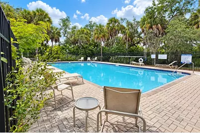4891 Tuscan Loon Drive, Tampa, FL 33619 - Photo 5