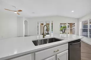 4602 Dunnie Dr, Tampa, FL 33614 - Photo 35