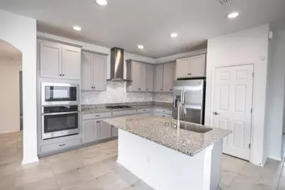 10715 New Morning Drive, Tampa, FL 33647 - Photo 11