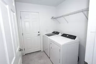 10715 New Morning Dr, Tampa, FL 33647 - Photo 33