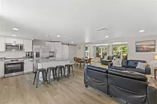 201 South St, Palm Harbor, FL 34683 - Photo 5