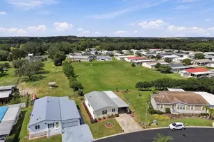 37340 Neukom Ave, Zephyrhills, FL 33541 - Photo 13
