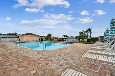 37340 Neukom Avenue, Zephyrhills, FL 33541 - Photo 35