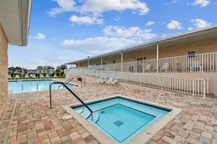 37340 Neukom Ave, Zephyrhills, FL 33541 - Photo 33