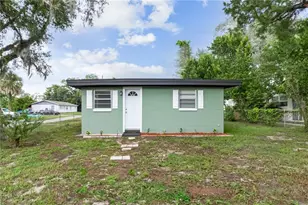 1410 E 98th Ave, Tampa, FL 33612 - Photo 1