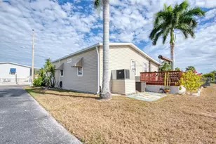 18675 US Hwy 19 N, Clearwater, FL 33764 - Photo 5