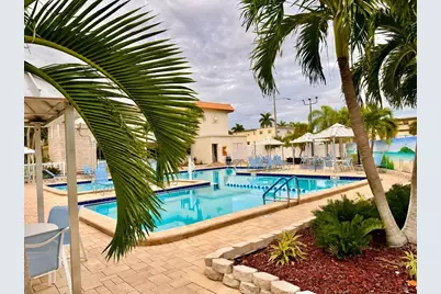 3128 59th Street S #114, Gulfport, FL 33707 - Photo 33