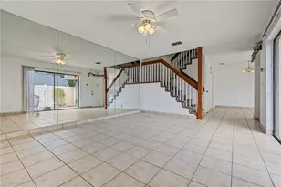 8119 Oak Trace Way, Tampa, FL 33634 - Photo 5