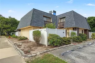 8119 Oak Trace Way, Tampa, FL 33634 - Photo 29