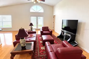 12935 Pineforest Way W, Largo, FL 33773 - Photo 5