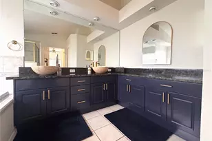 12935 Pineforest Way W, Largo, FL 33773 - Photo 15