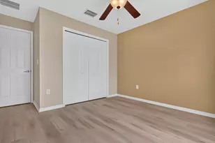 6550 Bayston Hill Pl, Zephyrhills, FL 33541 - Photo 31
