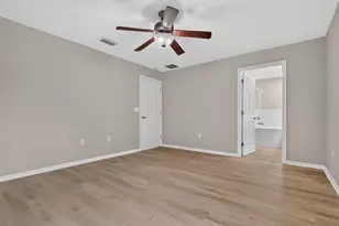 6550 Bayston Hill Pl, Zephyrhills, FL 33541 - Photo 21
