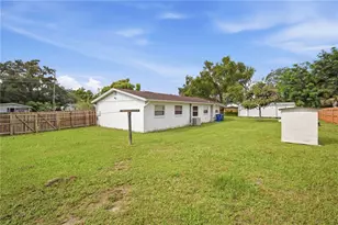 2112 E Nedro Rd, Tampa, FL 33604 - Photo 21