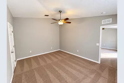 6077 Roble Avenue, Spring Hill, FL 34608 - Photo 11
