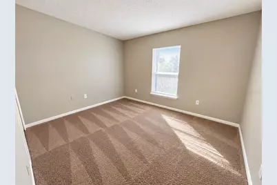 6077 Roble Avenue, Spring Hill, FL 34608 - Photo 15