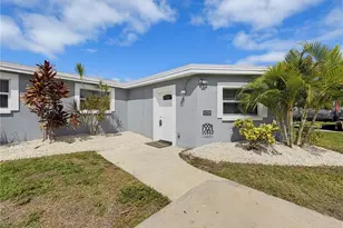 9218 86th St N, Seminole, FL 33777 - Photo 5