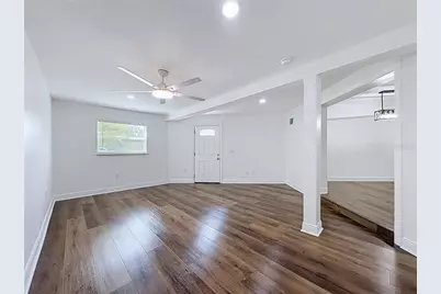 9218 86th Street N, Seminole, FL 33777 - Photo 7