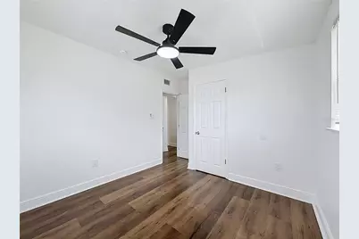9218 86th Street N, Seminole, FL 33777 - Photo 41