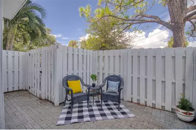 3100 W Paul Avenue #2, Tampa, FL 33611 - Photo 13