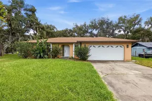 1411 52 Street E, Palmetto, FL 34221 - Photo 1