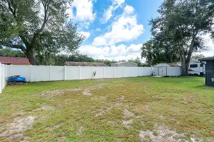 13915 Bridgeport Dr, Tampa, FL 33625 - Photo 23