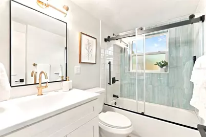 340 55th Avenue S, Saint Petersburg, FL 33705 - Photo 15