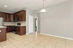 11409 Blue Lilac Ave, Riverview, FL 33578 - Photo 9
