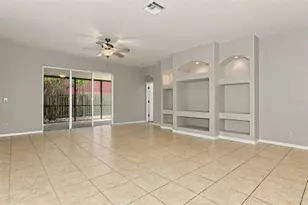 11409 Blue Lilac Ave, Riverview, FL 33578 - Photo 9