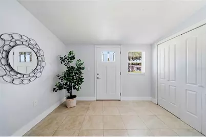 532 43rd Avenue NE, Saint Petersburg, FL 33703 - Photo 3