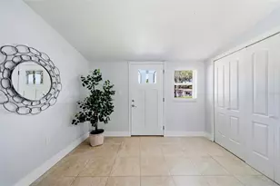 532 43rd Ave NE, Saint Petersburg, FL 33703 - Photo 3
