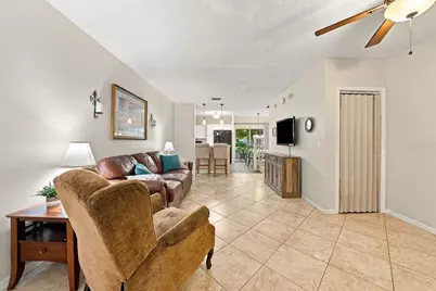 10429 Heron Lake Drive, Riverview, FL 33578 - Photo 7