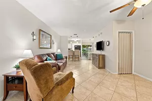 10429 Heron Lake Dr, Riverview, FL 33578 - Photo 9
