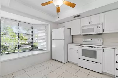 821 3rd Avenue SW #15/7, Largo, FL 33770 - Photo 9