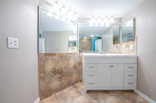 9200 Park Blvd, Seminole, FL 33777 - Photo 25