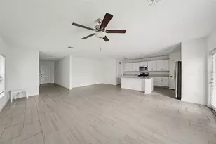 35194 Ackley Trce, Zephyrhills, FL 33541 - Photo 7