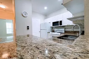 2715 Via Capri, Clearwater, FL 33764 - Photo 3
