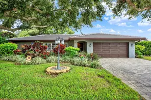 11158 137th Street N, Largo, FL 33774 - Photo 51