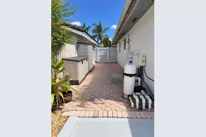18398 SW 135th Avenue, Miami, FL 33177 - Photo 19
