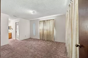 18810 Geraci Rd, Lutz, FL 33548 - Photo 13
